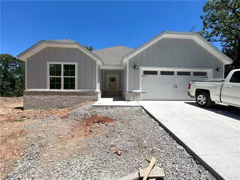 4 Anchinleck Ln, Bella Vista, AR 72715