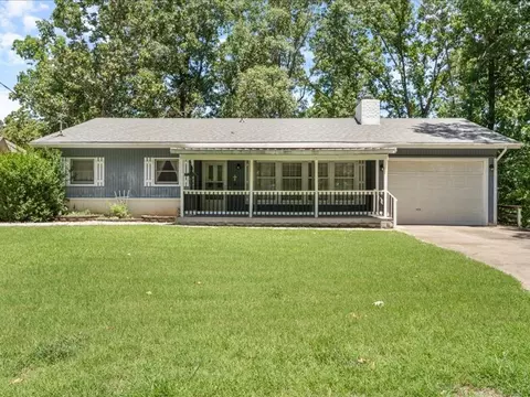 17 Dunsford Dr, Bella Vista, AR 72715