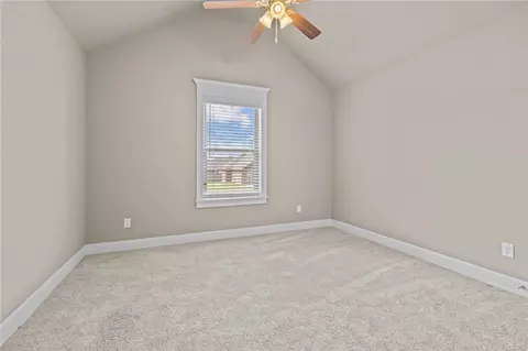 Bedroom - 488 Wagon Trl, West Fork, AR 72774 photo 3 of 4