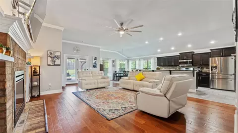 3404 SW Carter Rd, Bentonville, AR 72713