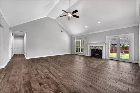 Living - 2047 Cobblestone St, Springdale, AR 72762 photo 1 of 4
