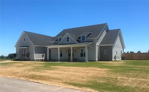 3111 Cambridge St, Bentonville, AR 72713
