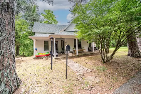 70 Clay St, Eureka Springs, AR 72632