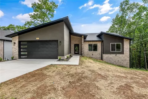 23 Nantwich Cir, Bella Vista, AR 72714