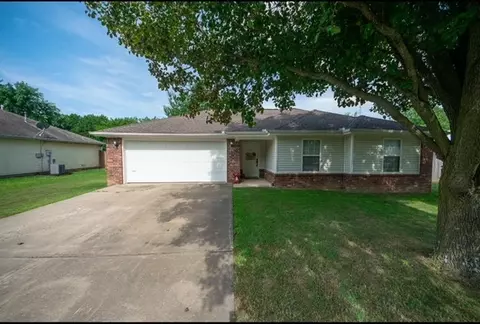 149 Riverwood Ave, West Fork, AR 72774
