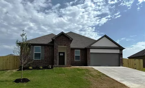 2304 Langford St, Pea Ridge, AR 72751