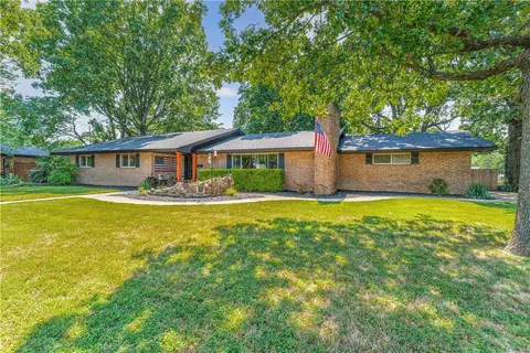 1116 Bronco Ln, Springdale, AR 72762