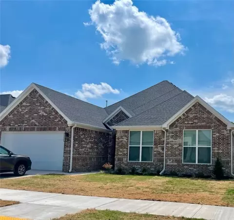 3546 E Greystone Dr, Fayetteville, AR 72764