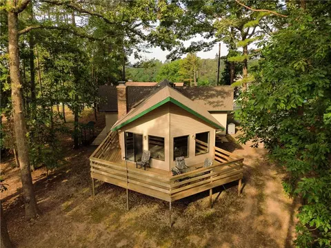 8536 White Oak Dr, Rogers, AR 72756