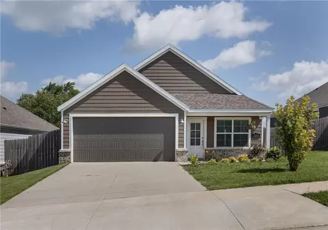 5288 Overcrest Ave, Springdale, AR 72764