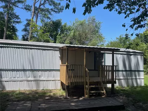 400-404 Charles Ave, Springdale, AR 72764