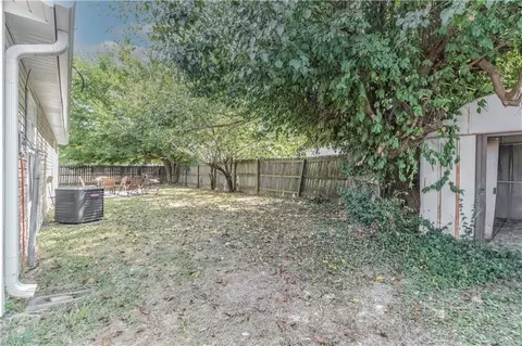 Exterior - 533 Maple Ave, Springdale, AR 72764 photo 6 of 6
