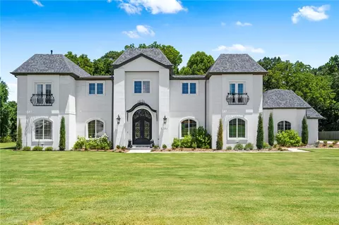 5101 S Haxton Cir, Bentonville, AR 72713