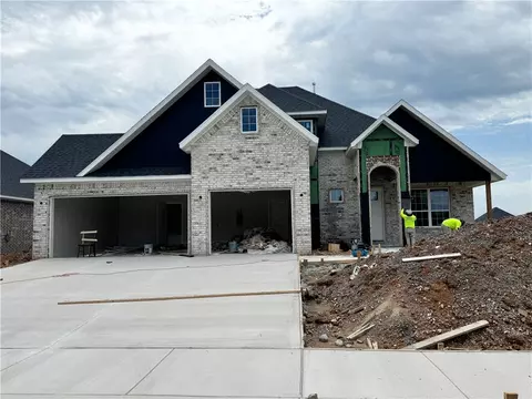 1421 Josephine St, Centerton, AR 72719
