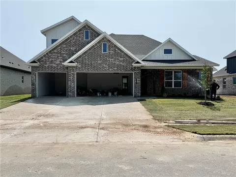 1411 Josephine St, Centerton, AR 72719