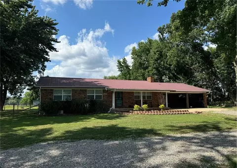 23378 W Highway 12, Gentry, AR 72734