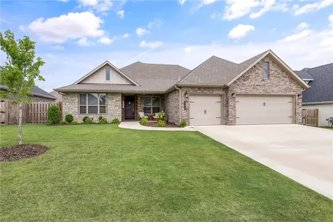 730 Soldera Rd, Springdale, AR 72762