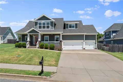 802 Charing Cross, Cave Springs, AR 72718