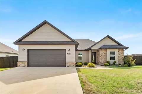 436 N Tacoma St, Farmington, AR 72730
