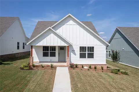 9609 Sequoia Ln, Fort Smith, AR 72916