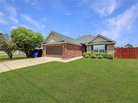 109 E Post Rd, Rogers, AR 72758 photo 1