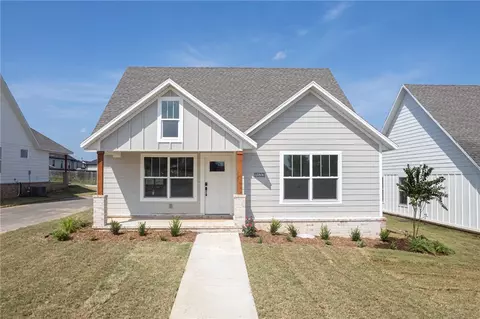 9633 Sequoia Ln, Fort Smith, AR 72916
