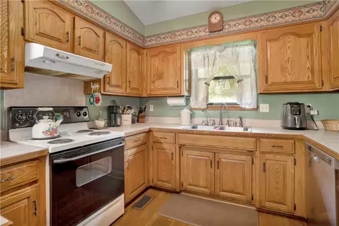 255 Old Wire Rd, Springdale, AR 72764 photo 8