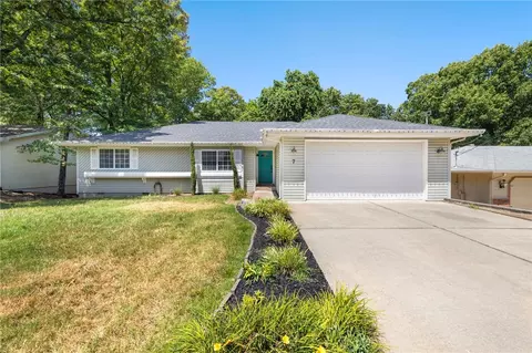 7 Wincanton Ln, Bella Vista, AR 72715