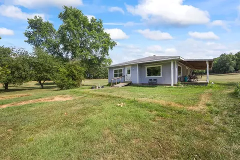 17468 Kinion Lake Rd, Lincoln, AR 72744