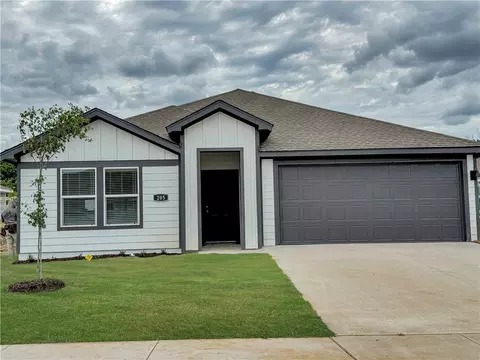 405 NW Granny Smith St, Highfill, AR 72734