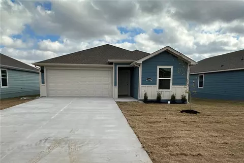 206 NW Bellflower St, Highfill, AR 72734