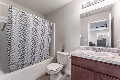 Bath - 203 E Glendale Ln, Rogers, AR 72758 photo 1 of 3