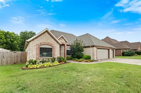 2605 SW Azalea Ave, Bentonville, AR 72712