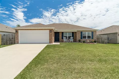 636 Woodcreek Loop, Lowell, AR 72745