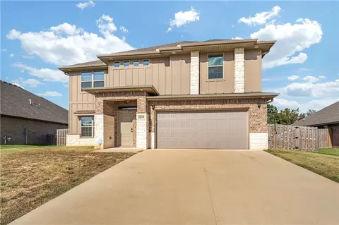 3670 Macintosh Way, Bentonville, AR 72712