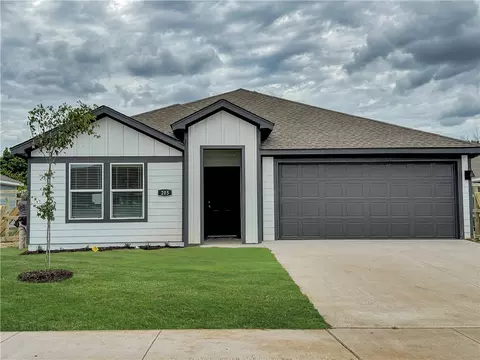 400 NW Bellflower St, Highfill, AR 72734