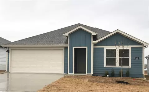 302 NW Bellflower St, Highfill, AR 72734