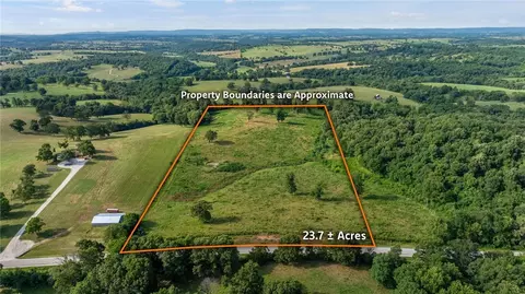 311 State Hwy, Green Forest, AR 72638