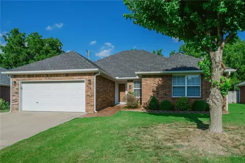 408 NW J St, Bentonville, AR 72712