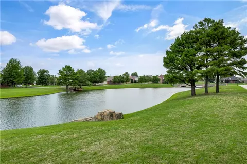View/Area - 669 Doris Dr, Springdale, AR 72762 photo 2 of 2