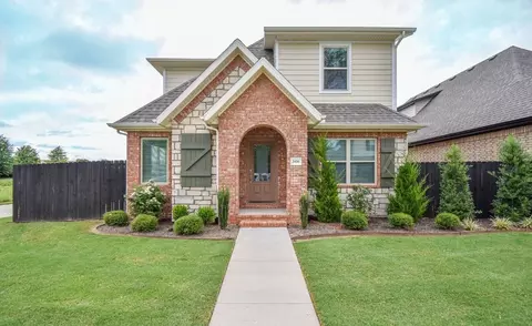 3496 Cork Ln, Fayetteville, AR 72704