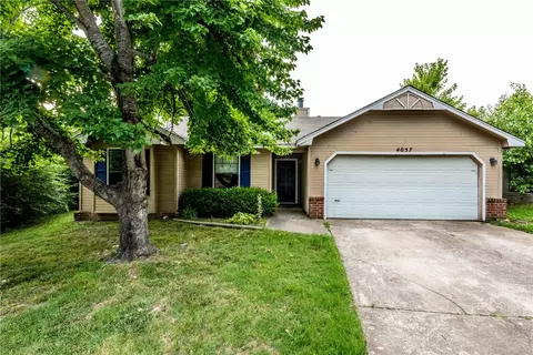 4057 N Brookhollow Ct, Fayetteville, AR 72703