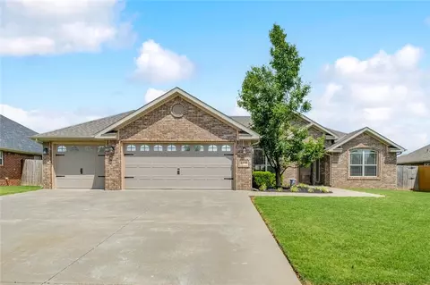 1140 Ellen Ray Ln, Centerton, AR 72719