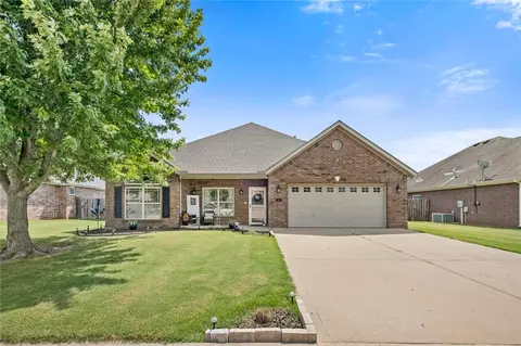 501 SW Keystone St, Bentonville, AR 72712