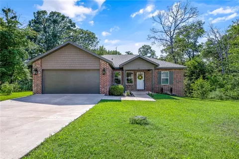 21 Rosenheath Cir, Bella Vista, AR 72715