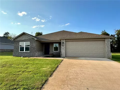 592 Saydi St, Elkins, AR 72727