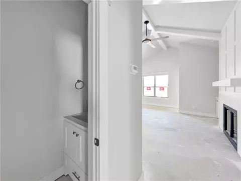 Entry Way - 7731 Range Ave, Springdale, AR 72762 photo 1 of 2