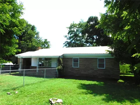 2164 N West Ave, Lincoln, AR 72744