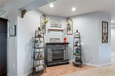 Entry Way - 10149 Ruby Hall Rd, Gentry, AR 72734 photo 1 of 1
