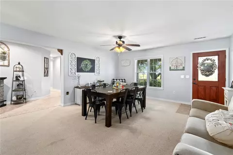 Dining - 10149 Ruby Hall Rd, Gentry, AR 72734 photo 2 of 4